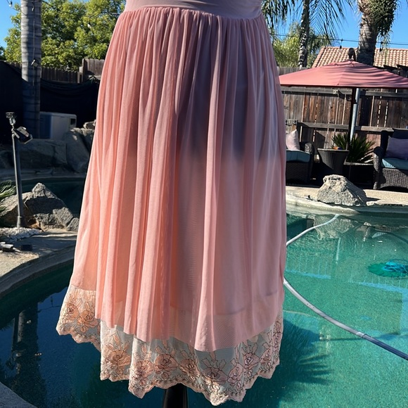 Beautiful Pink with a hint of Peach boutique dress. - Picture 4 of 10